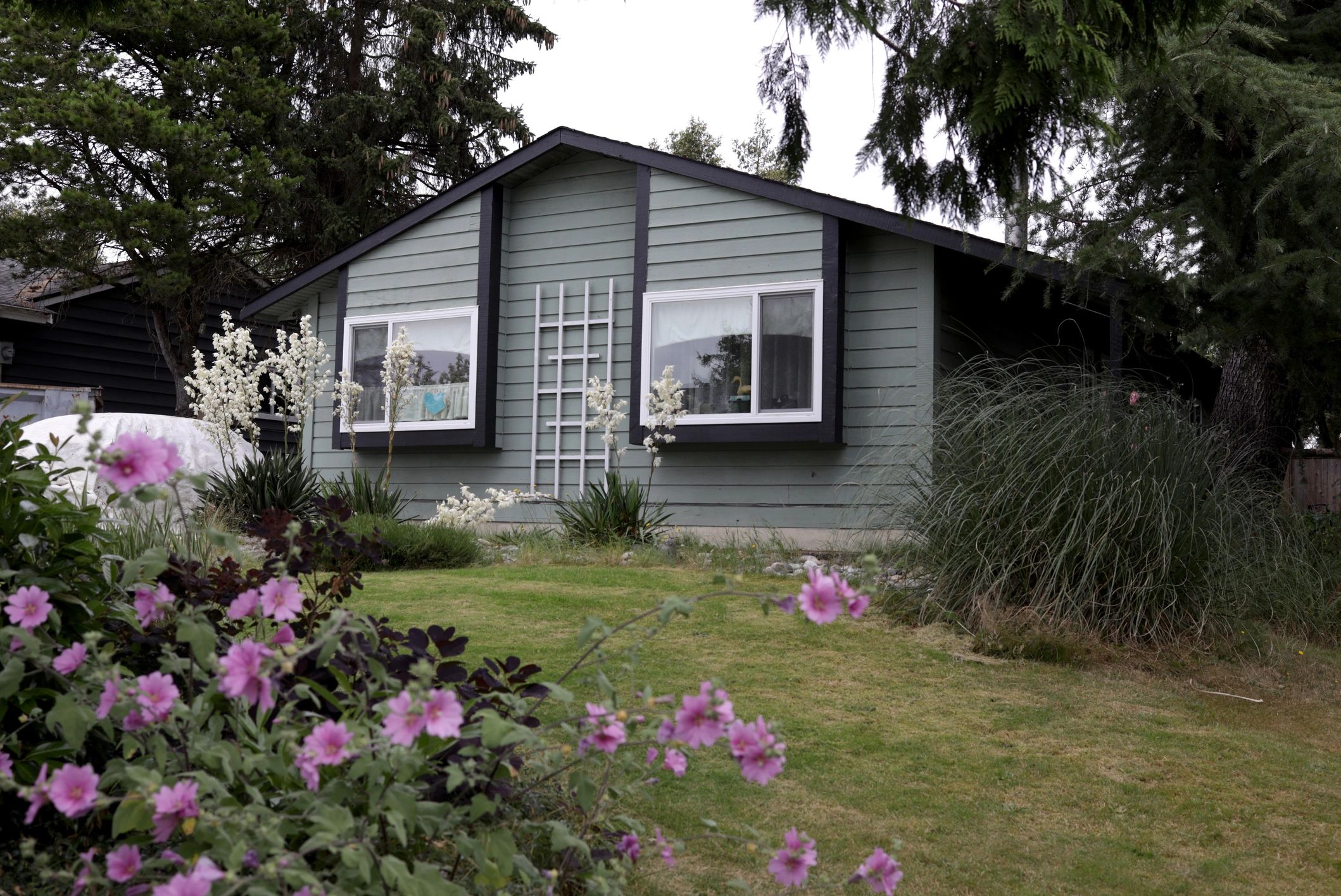 Residential home exterior representing a Treasure Valley homeowner project